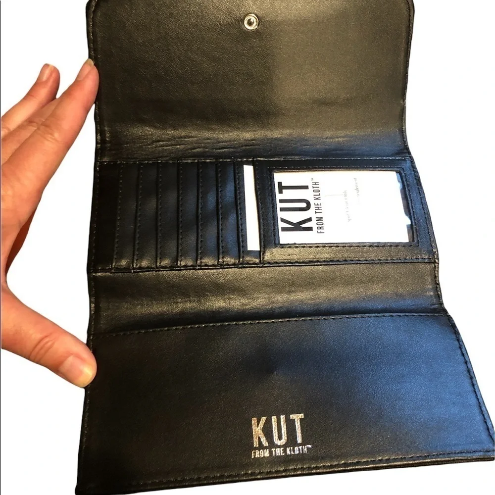 Kut From The‎ Kloth Wallet